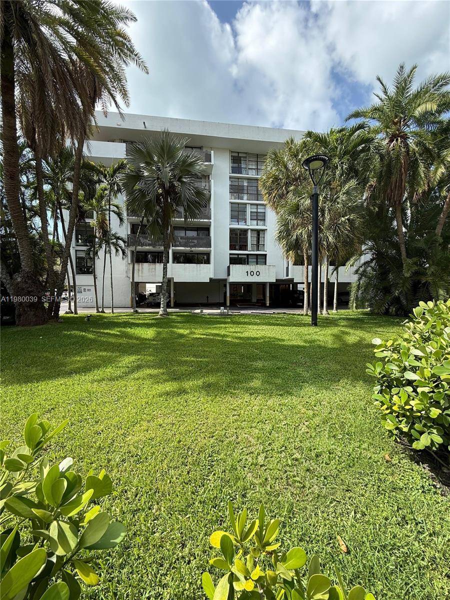 100 Ocean Lane DrKey Biscayne - Condo 5+ Stories,Condo condo unit 303 - picture