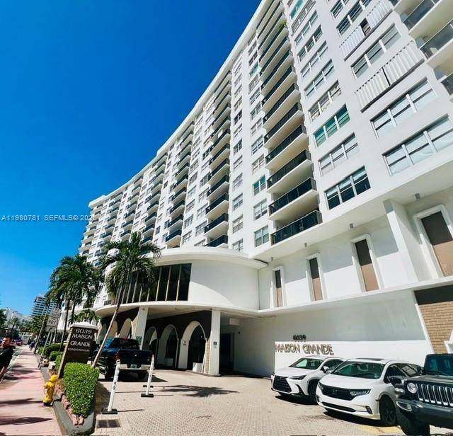 6039 Collins AveMiami Beach - Condo 5+ Stories,Condo condo unit 1223 - picture