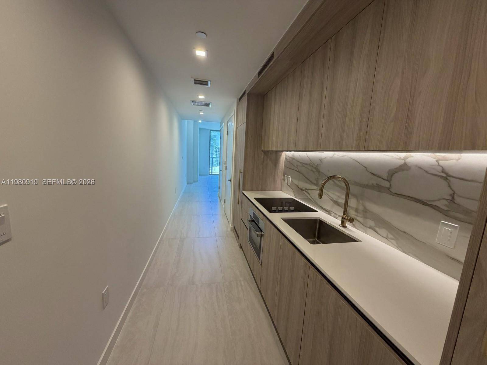 77 SE 5th StreetMiami - Condo/Co-Op/Annual,Condo condo unit 3204 - picture