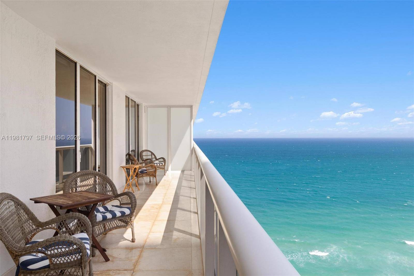 1830 S Ocean DrHallandale Beach - Condo/Co-Op/Seasonal,Condo condo unit 2904 - picture