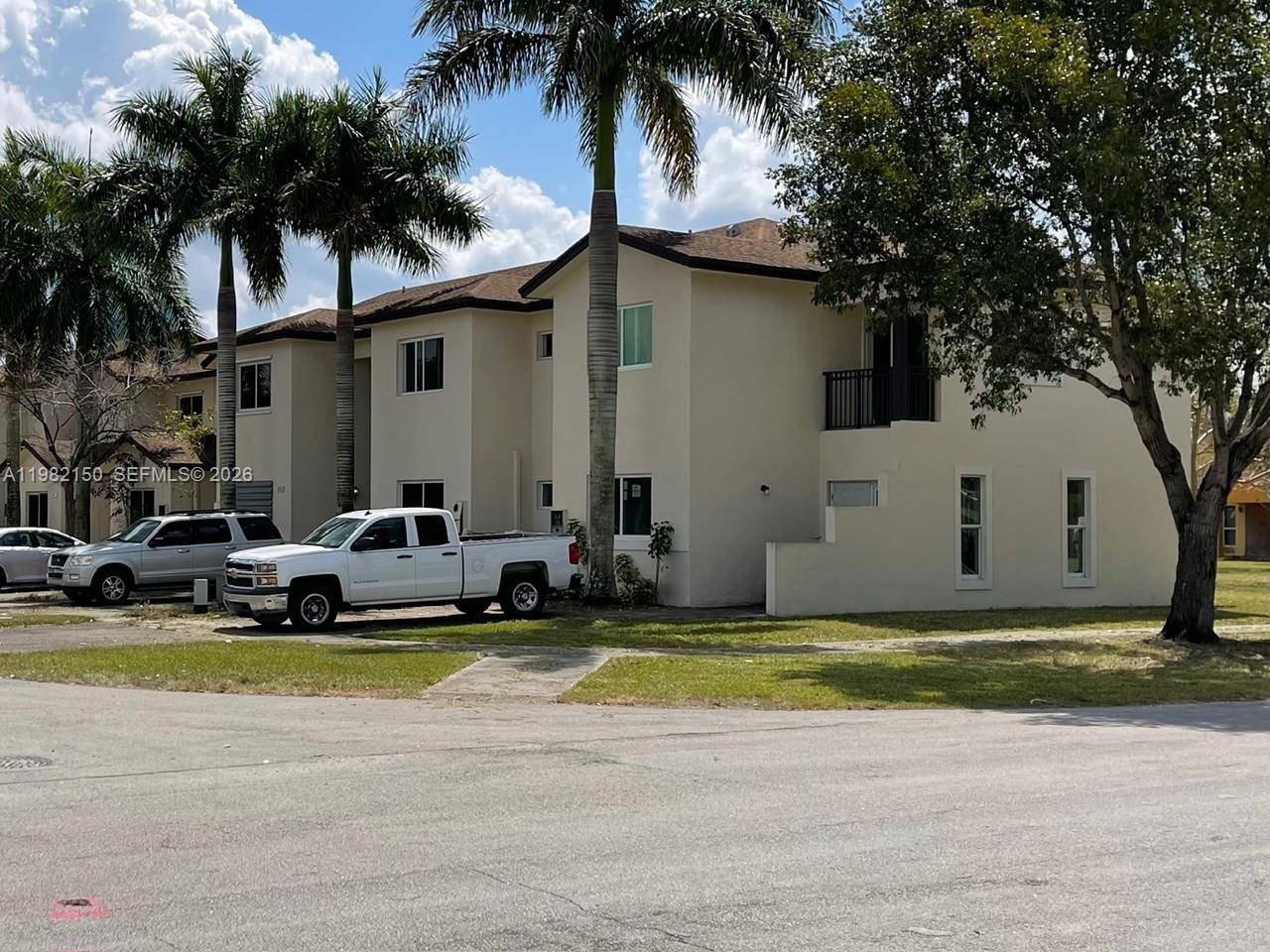689 NW 6th StFlorida City - Townhouse/Villa-Off Season,Townhouse condo unit 689 - picture