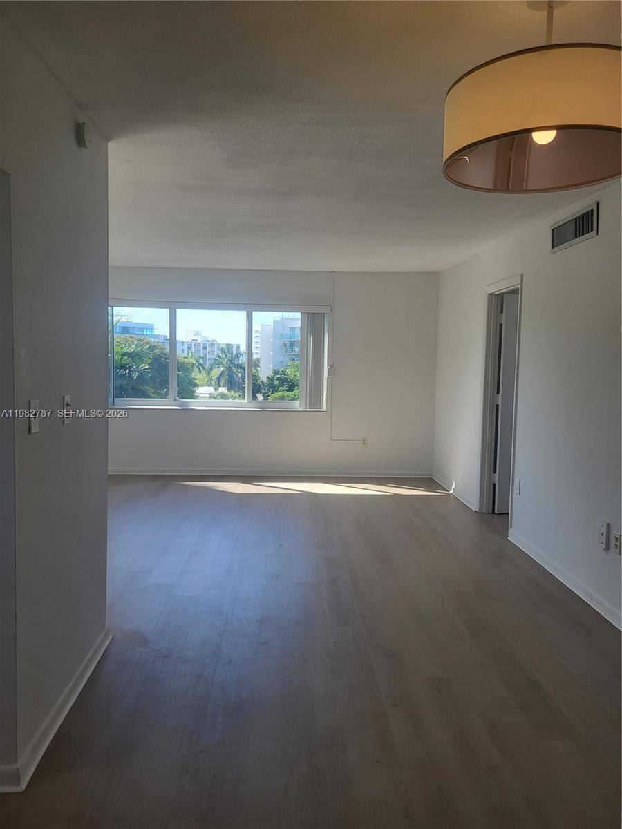 1020 94th StBay Harbor Islands - Condo 5+ Stories,Condo condo unit 503 - picture