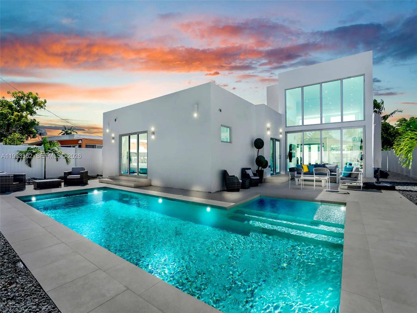 7525 Buccaneer AveNorth Bay Village - picture