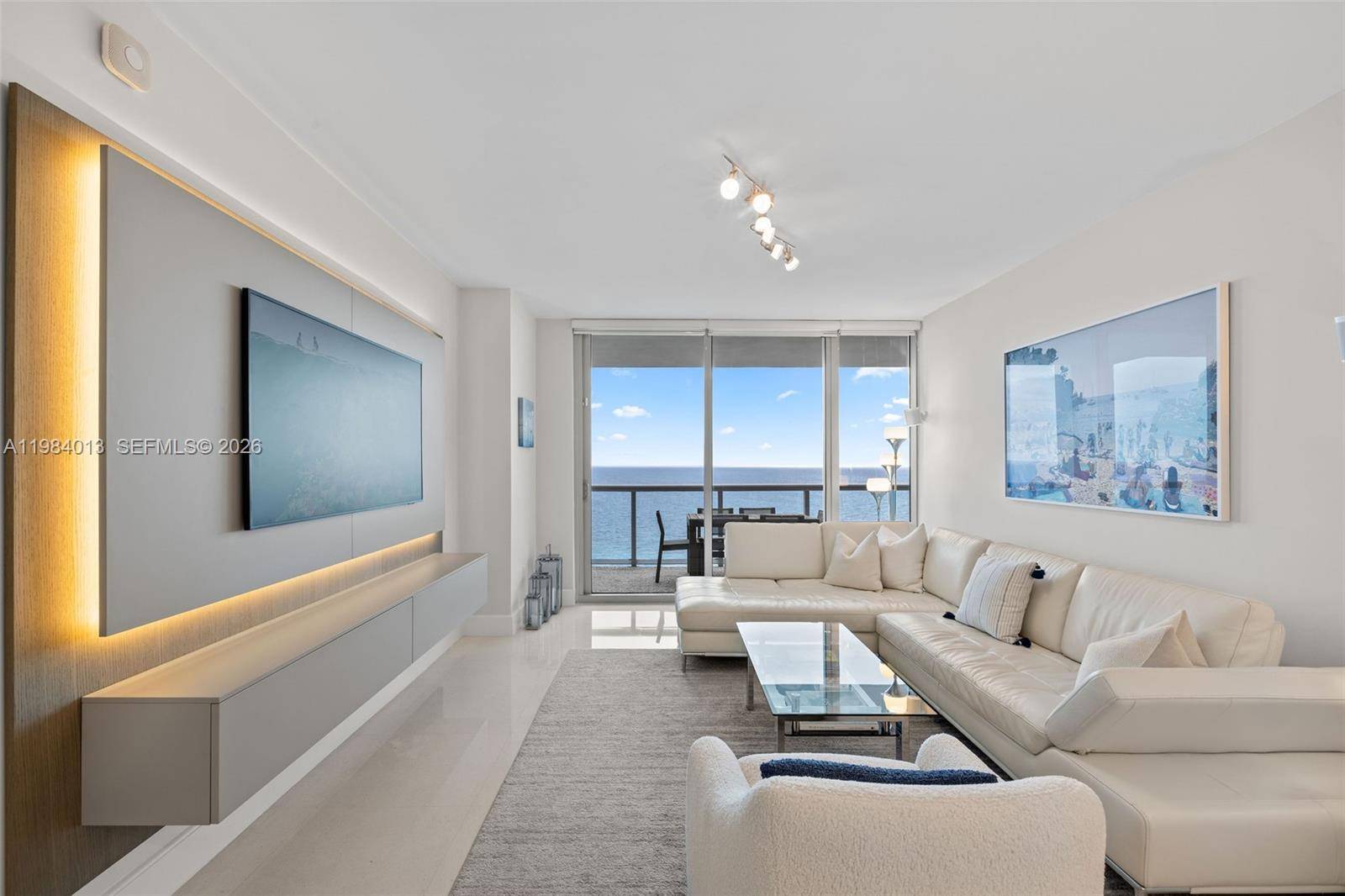 6799 Collins AveMiami Beach - Condo/Co-Op/Seasonal,Condo condo unit 1404 - picture