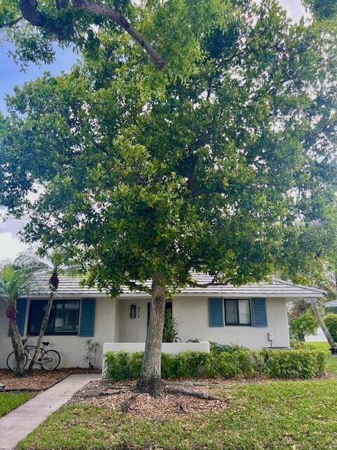 311 ClubPalm Beach Gardens - picture