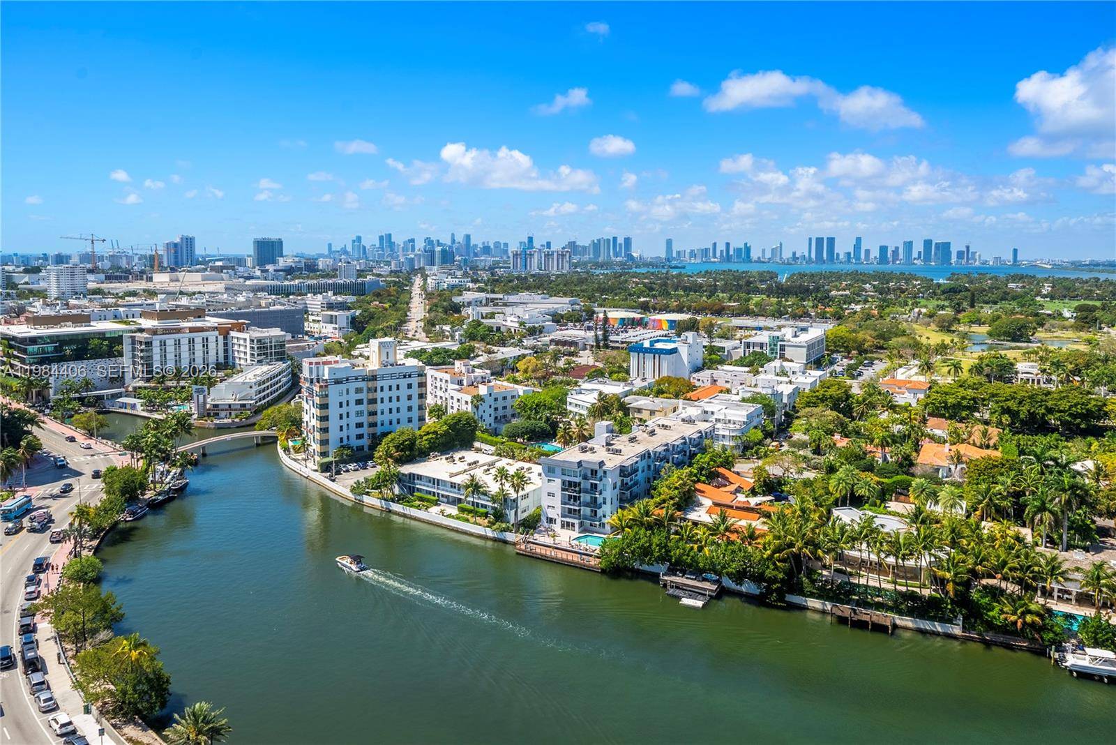 2555 Collins AveMiami Beach - Condo/Co-Op/Annual,Condo condo unit 2402 - picture