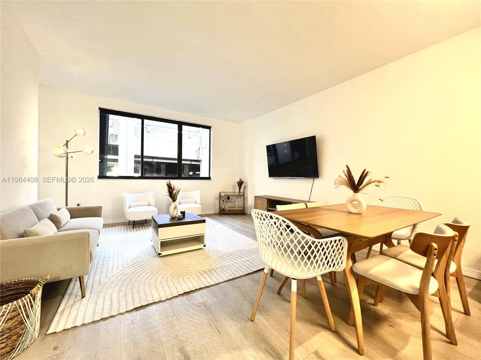 540 Brickell Key DrMiami - Condo 1-4 Stories,Condo condo unit 202 - picture