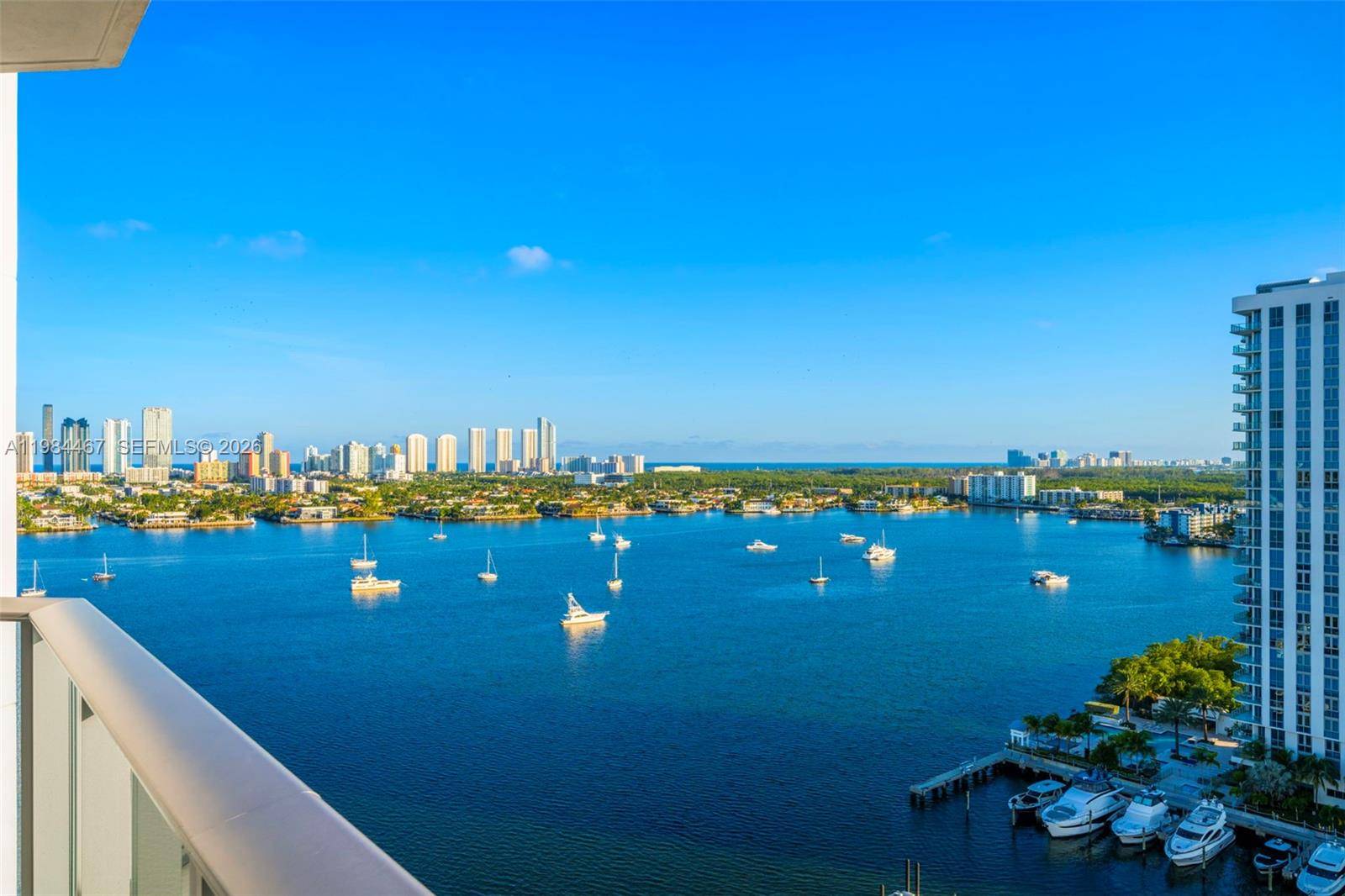 17301 Biscayne BlvdNorth Miami Beach - Condo/Co-Op/Annual,Condo condo unit 1803 - picture
