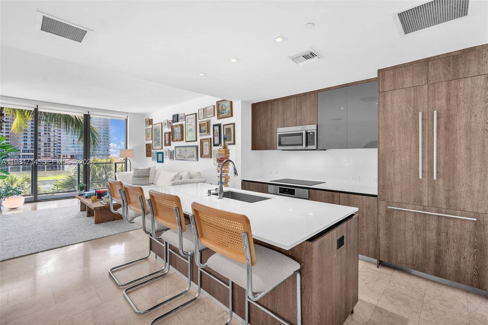 68 SE 6th StMiami - Condo 5+ Stories,Condo condo unit 806 - picture