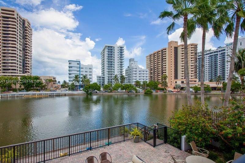 2455 Flamingo DrMiami Beach - Condo 5+ Stories,Condo condo unit 201 - picture