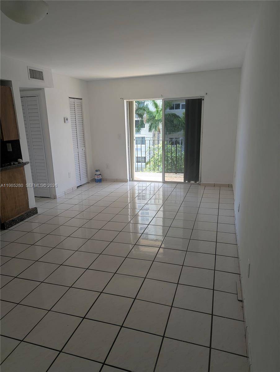 1051 SW 1st StMiami - Condo 1-4 Stories,Condo condo unit 411 - picture