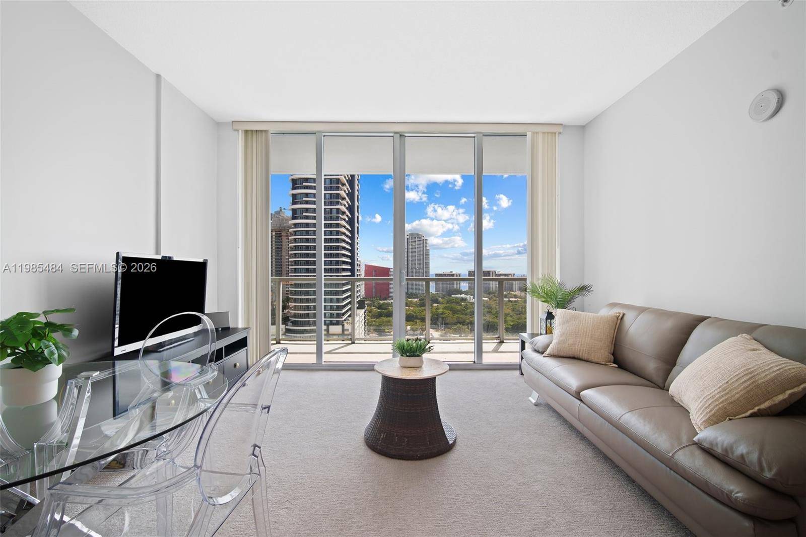 79 SW 12th StMiami - Condo/Co-Op/Seasonal,Condo condo unit 2503-S - picture