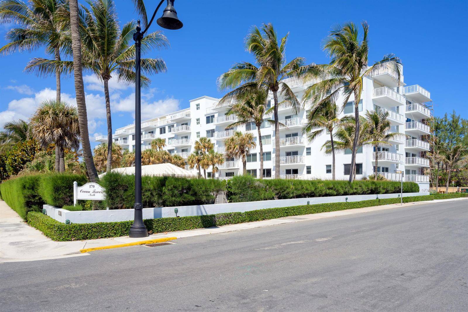 170 N OceanPalm Beach - Condo condo unit 303 - picture