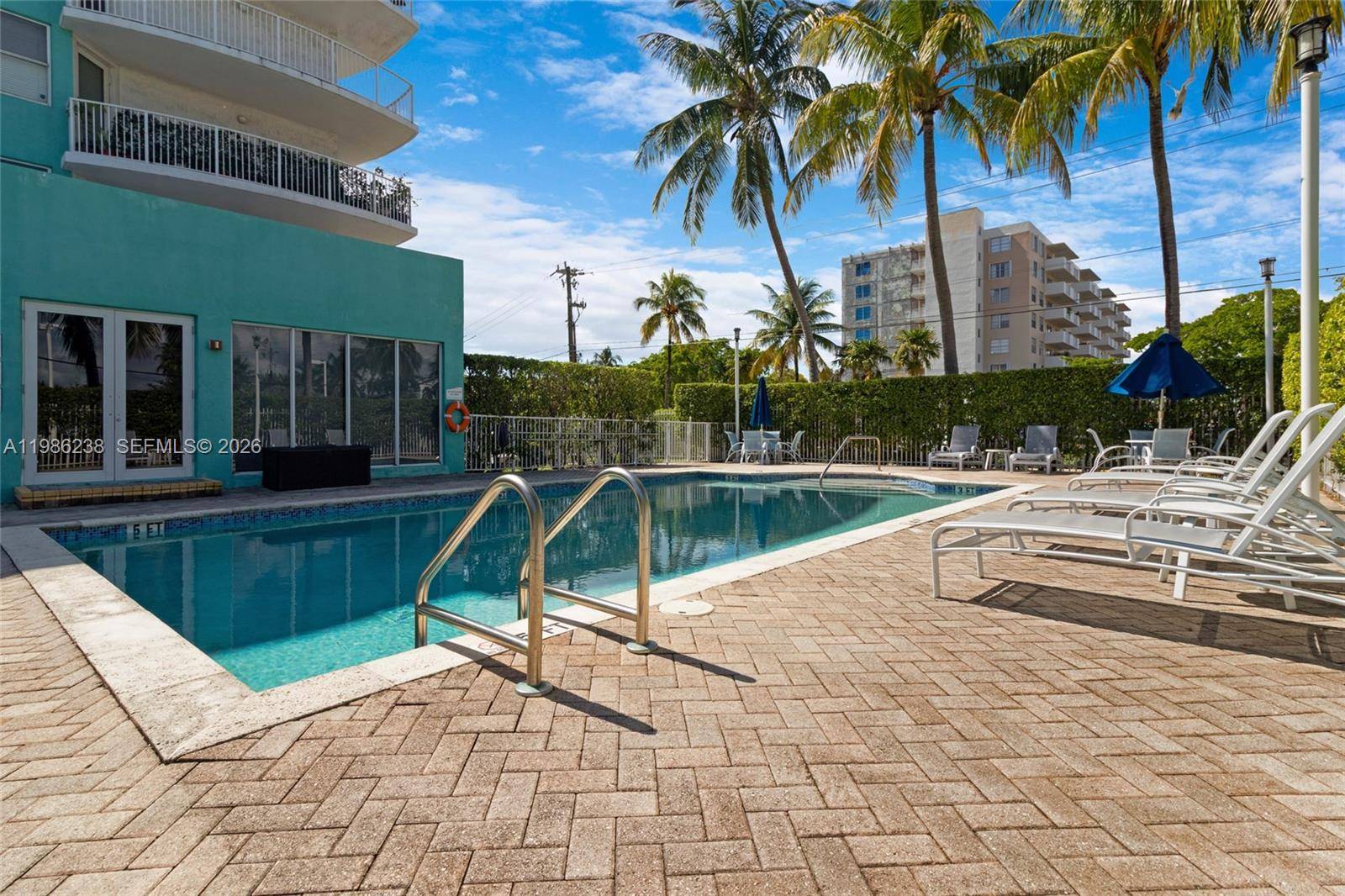 1555 N Treasure DrNorth Bay Village - Condo 5+ Stories,Condo condo unit 205 - picture