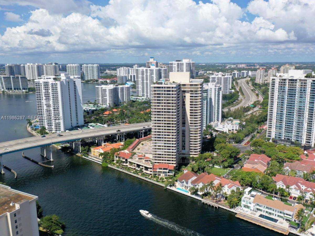 19355 Turnberry WayAventura - Condo/Co-Op/Annual,Condo condo unit 2E - picture