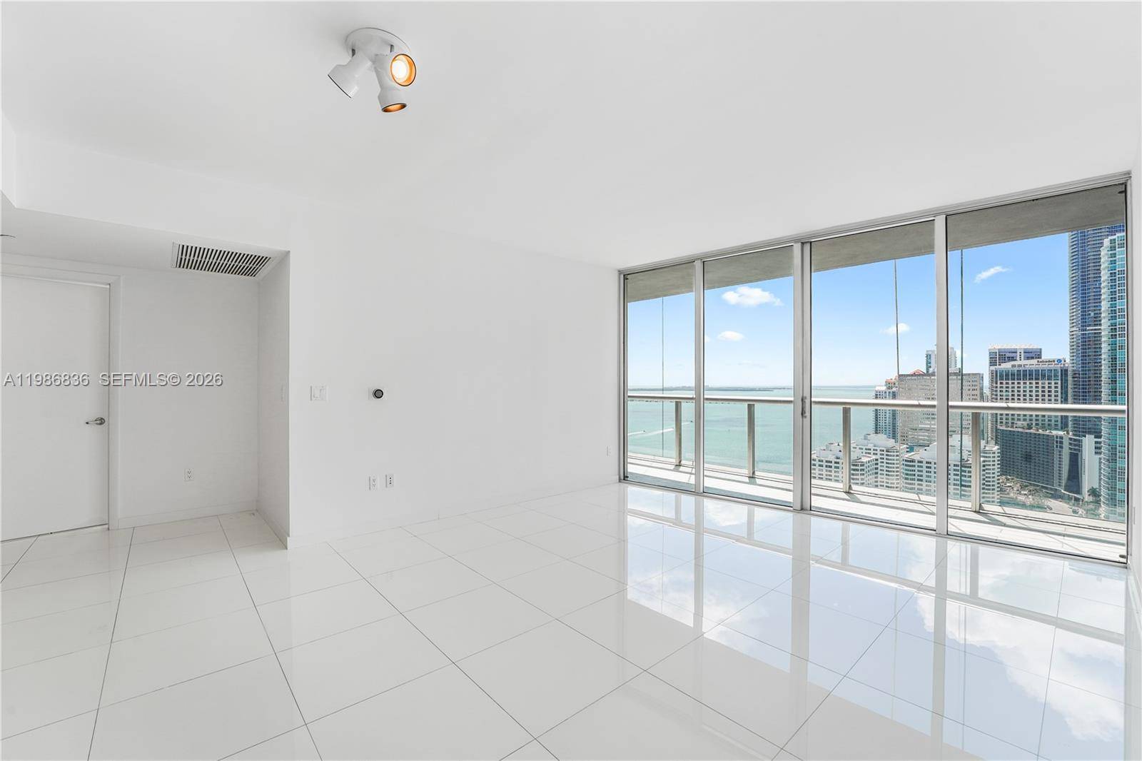 495 Brickell AveMiami - Condo/Co-Op/Annual,Condo condo unit 3311 - picture