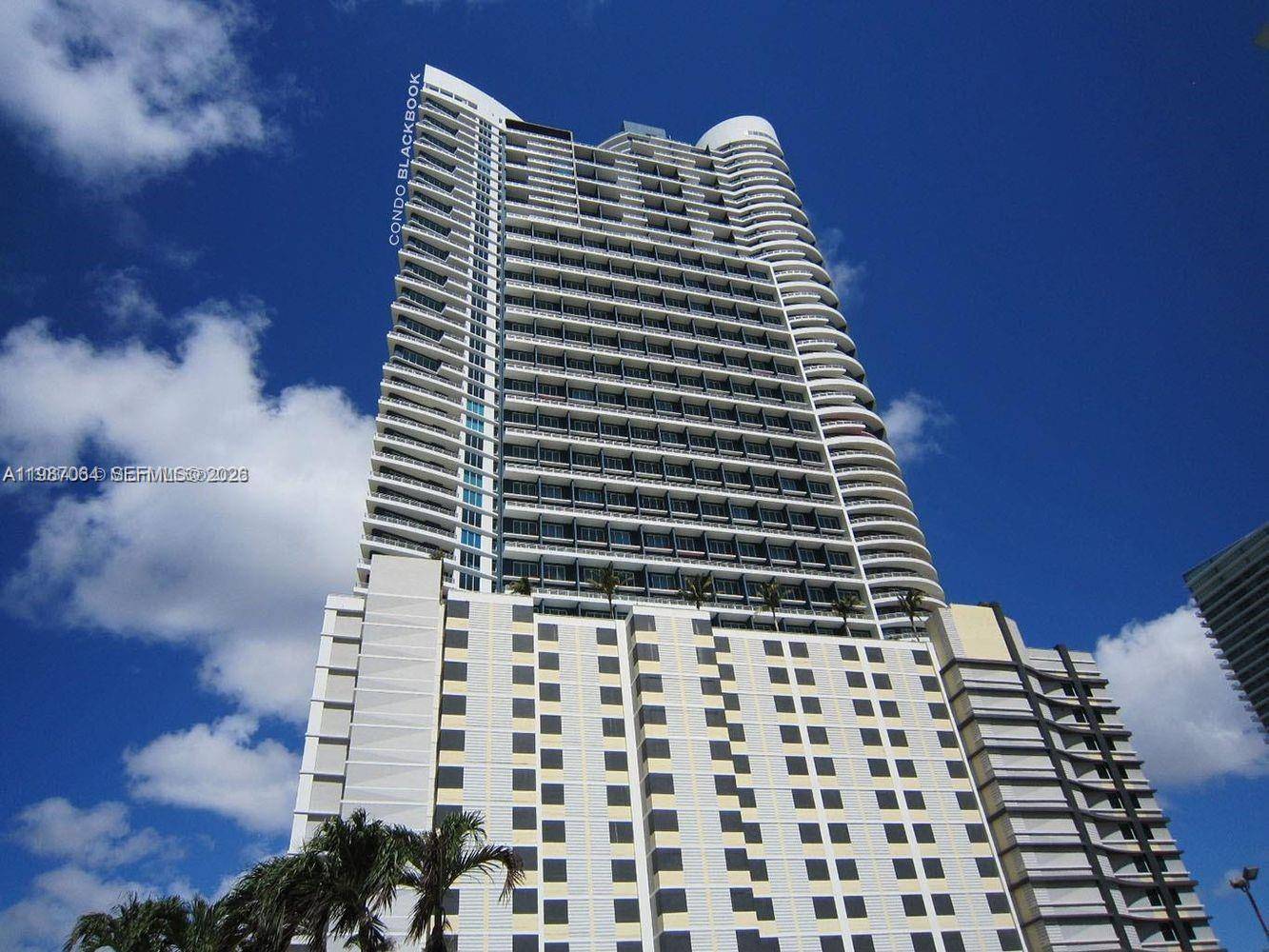 60 SW 13th StMiami - Condo/Co-Op/Annual,Condo condo unit 2218 - picture