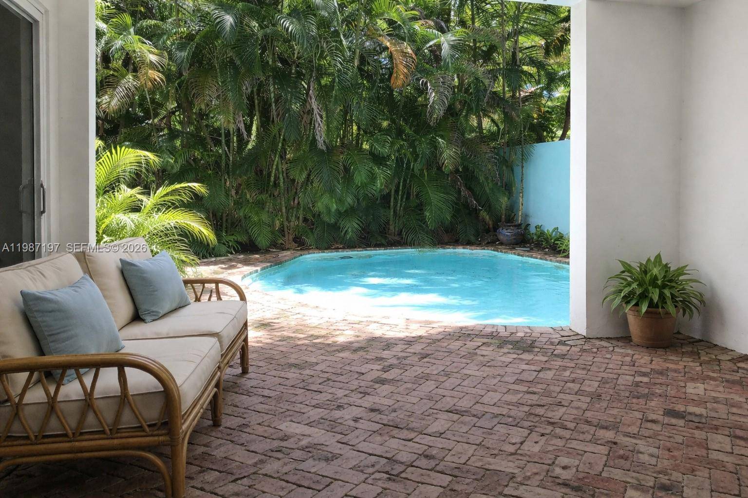 3151 Freeman StMiami - picture