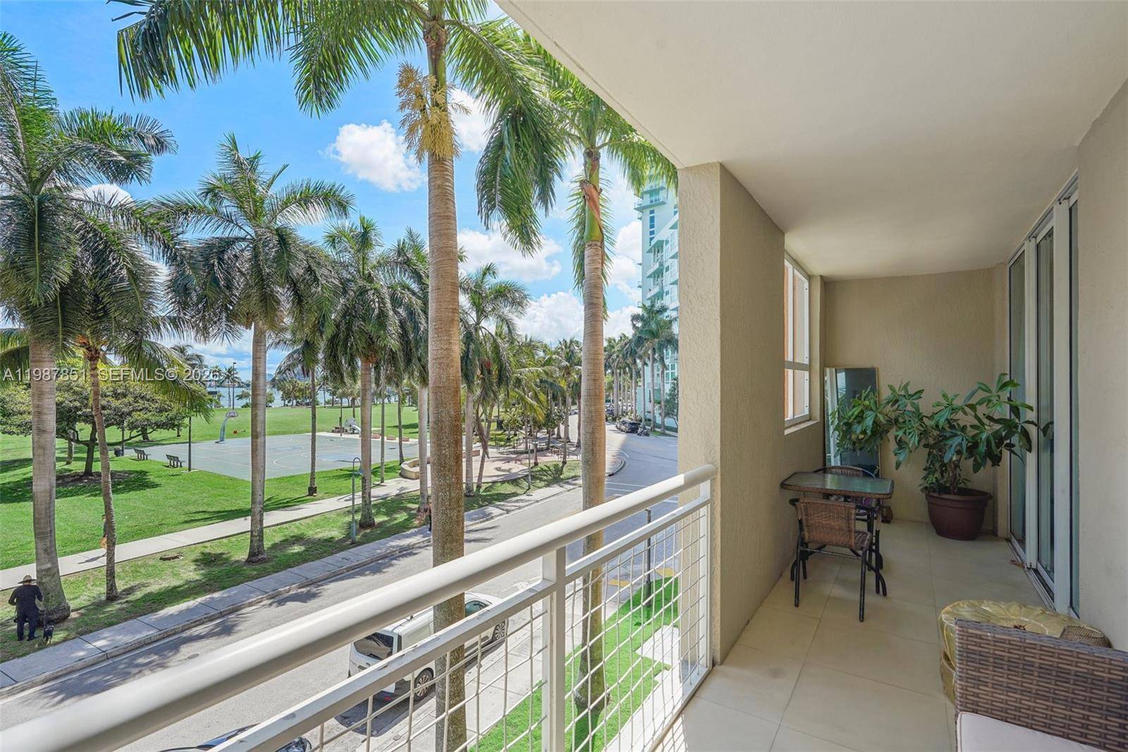 2000 N Bayshore DrMiami - Condo 5+ Stories,Condo condo unit 211 - picture