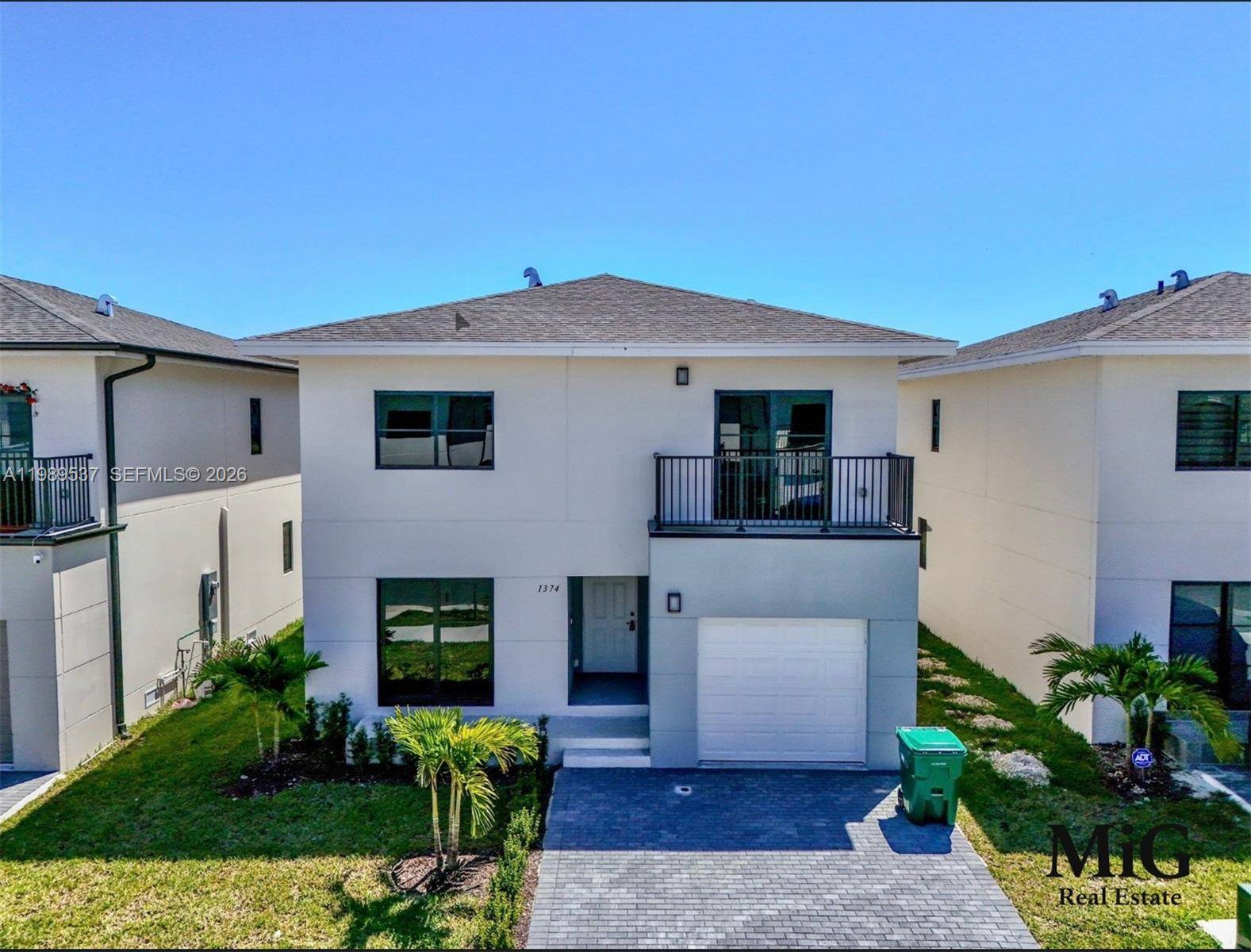 1374 NW 1st StFlorida City - picture
