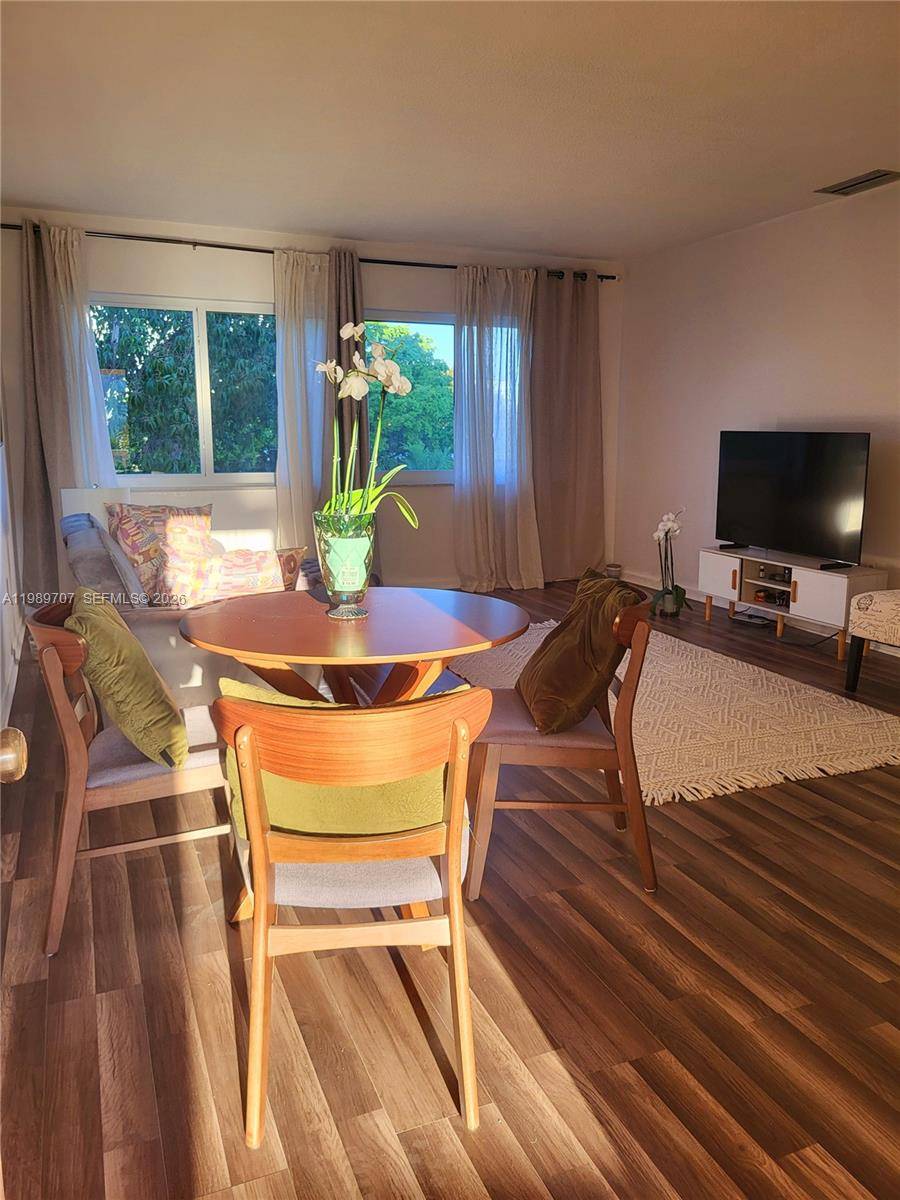 1020 94th StBay Harbor Islands - Condo 5+ Stories,Condo condo unit 302 - picture