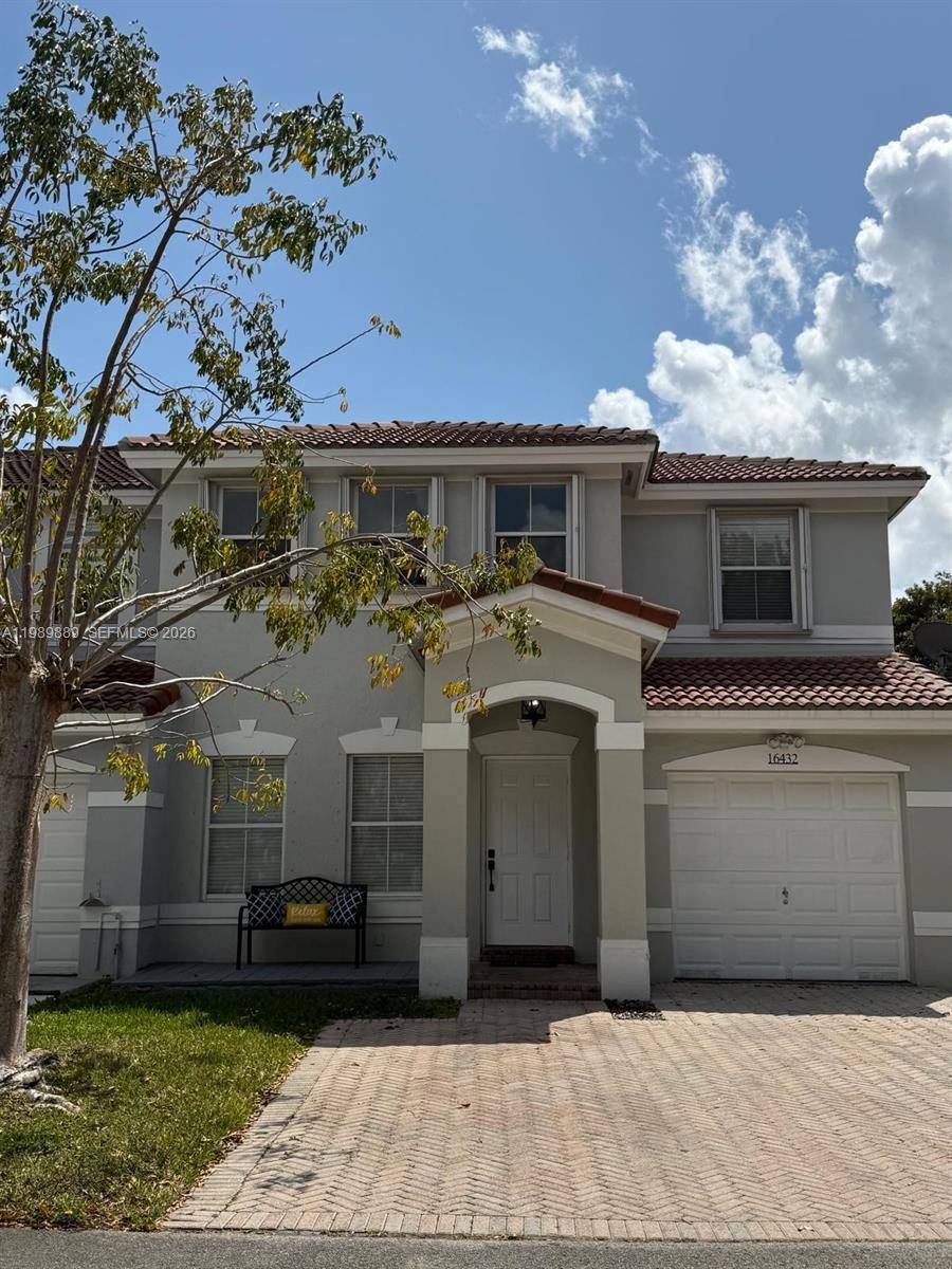 16432 SW 47th TerMiami - picture