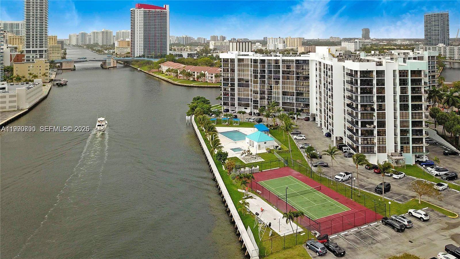 200 Leslie DrHallandale Beach - Condo 5+ Stories,Condo condo unit 425 - picture