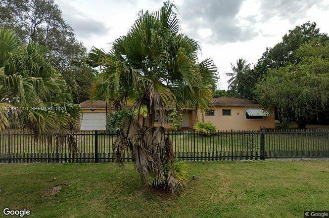 7025 SW 71st CtMiami - picture