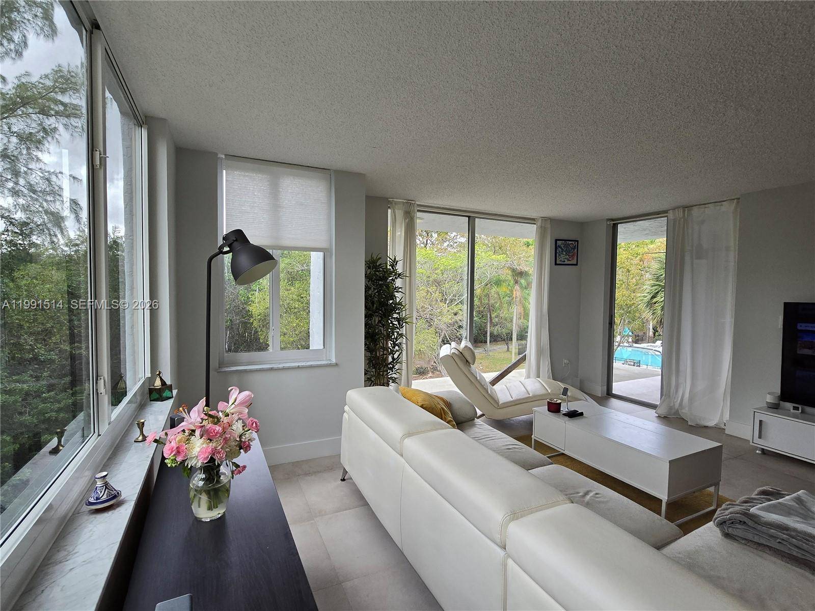 17890 W Dixie HwyNorth Miami Beach - Condo 5+ Stories,Condo condo unit 307 - picture