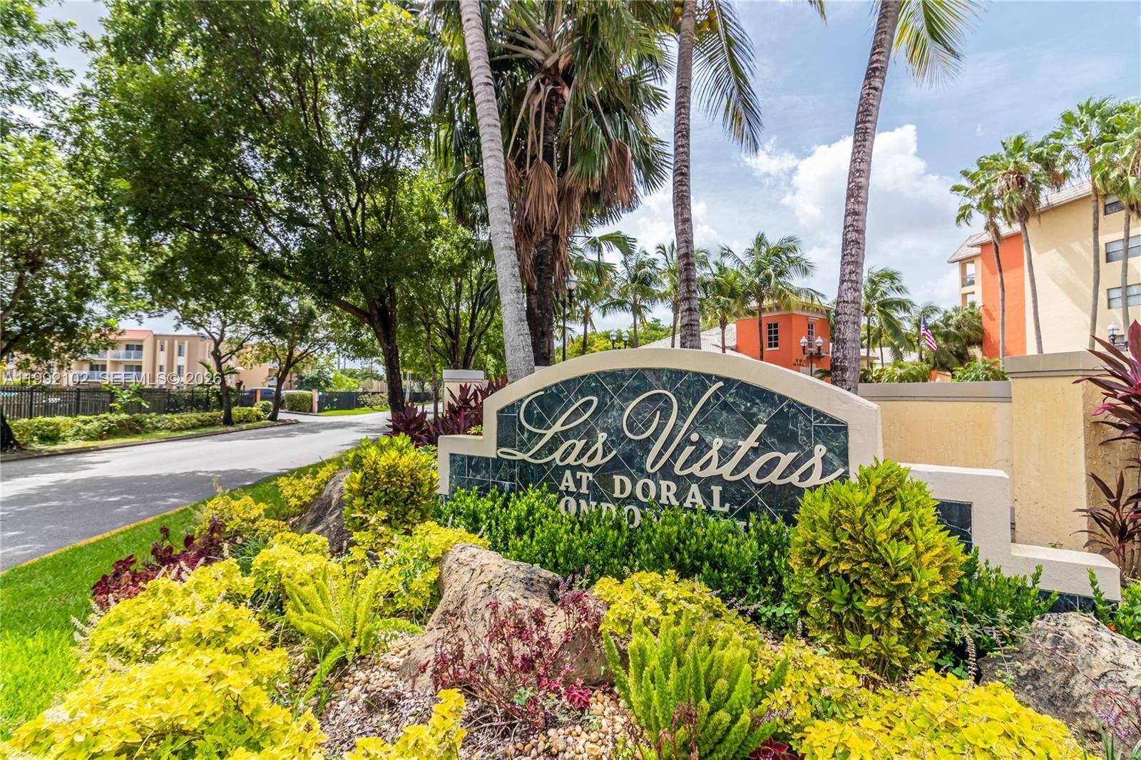 8100 Geneva CtDoral - Condo 5+ Stories,Condo condo unit 432 - picture