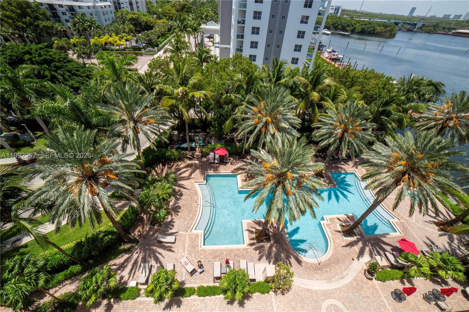 17100 N Bay RdSunny Isles Beach - Condo/Co-Op/Seasonal,Condo condo unit 1802 - picture