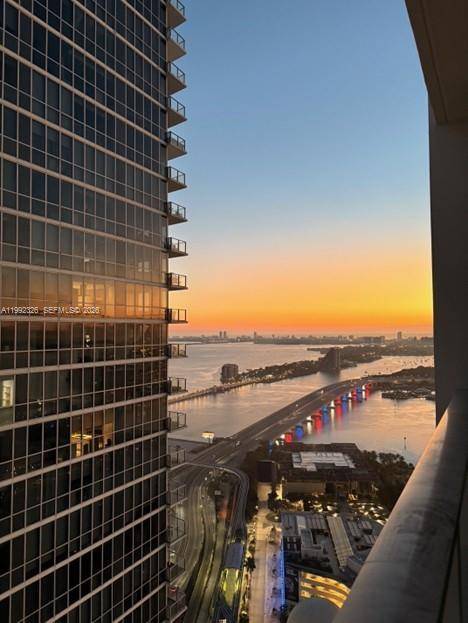 1040 Biscayne BlvdMiami - Condo 5+ Stories,Condo condo unit 2605 - picture