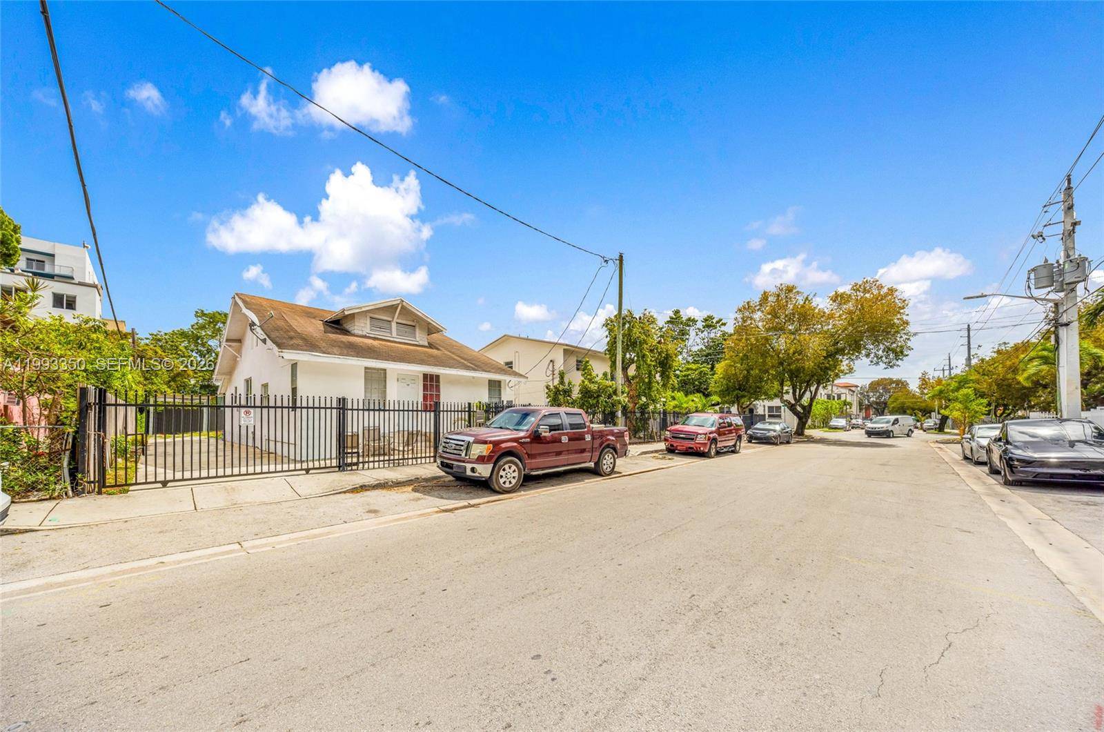 127 SW 7th AveMiami - picture