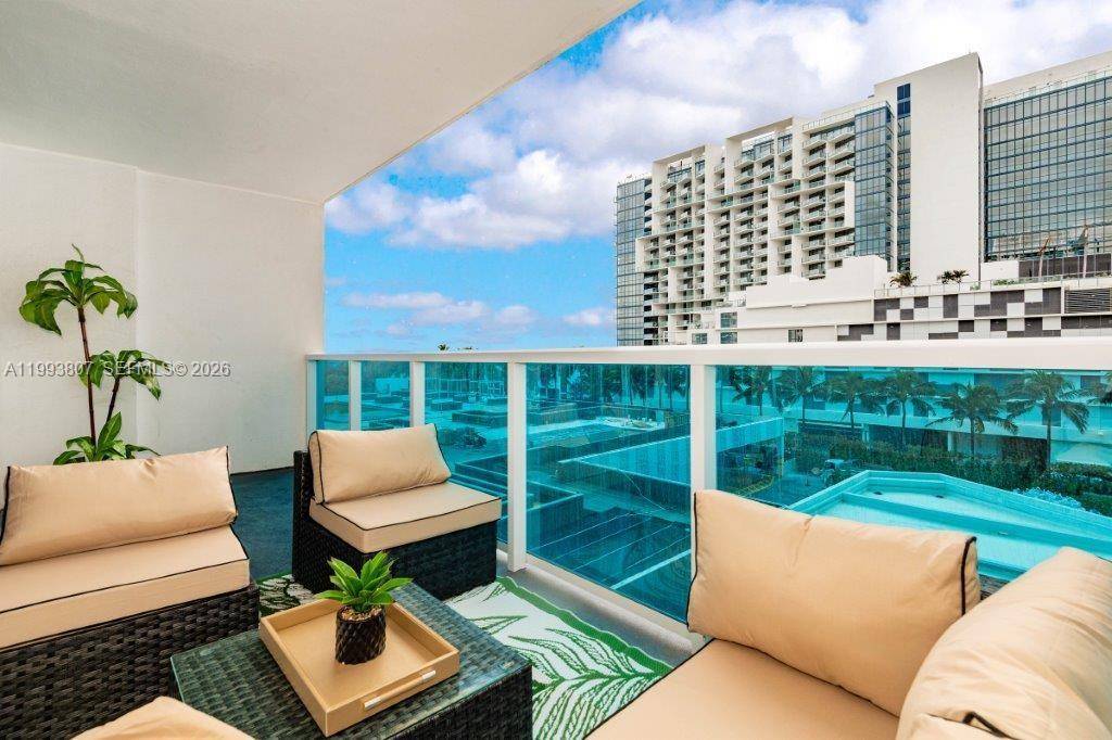 2301 Collins AveMiami Beach - Condo/Co-Op/Seasonal,Condo condo unit 401 - picture