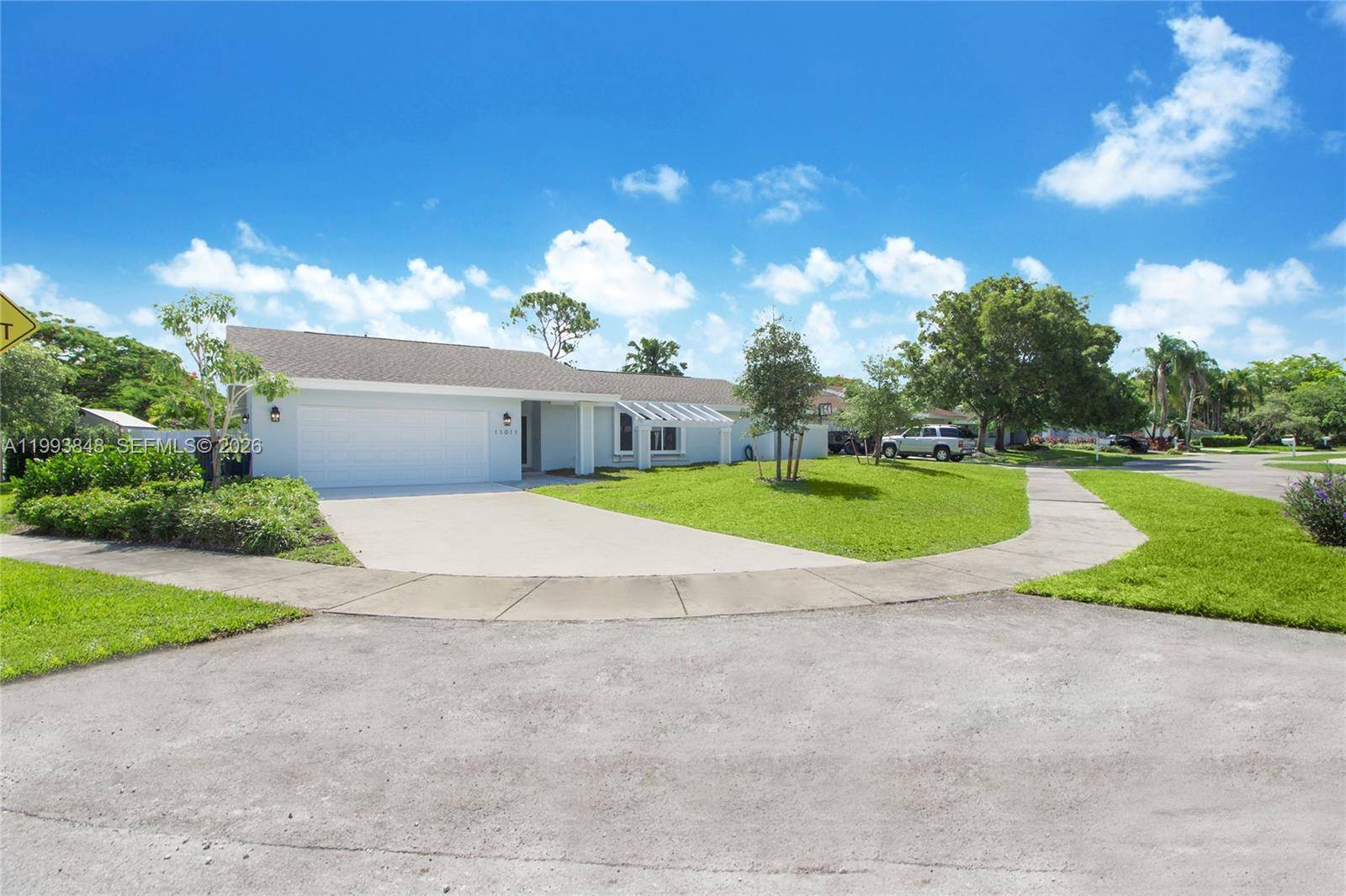 11011 SW 110th RdMiami - picture