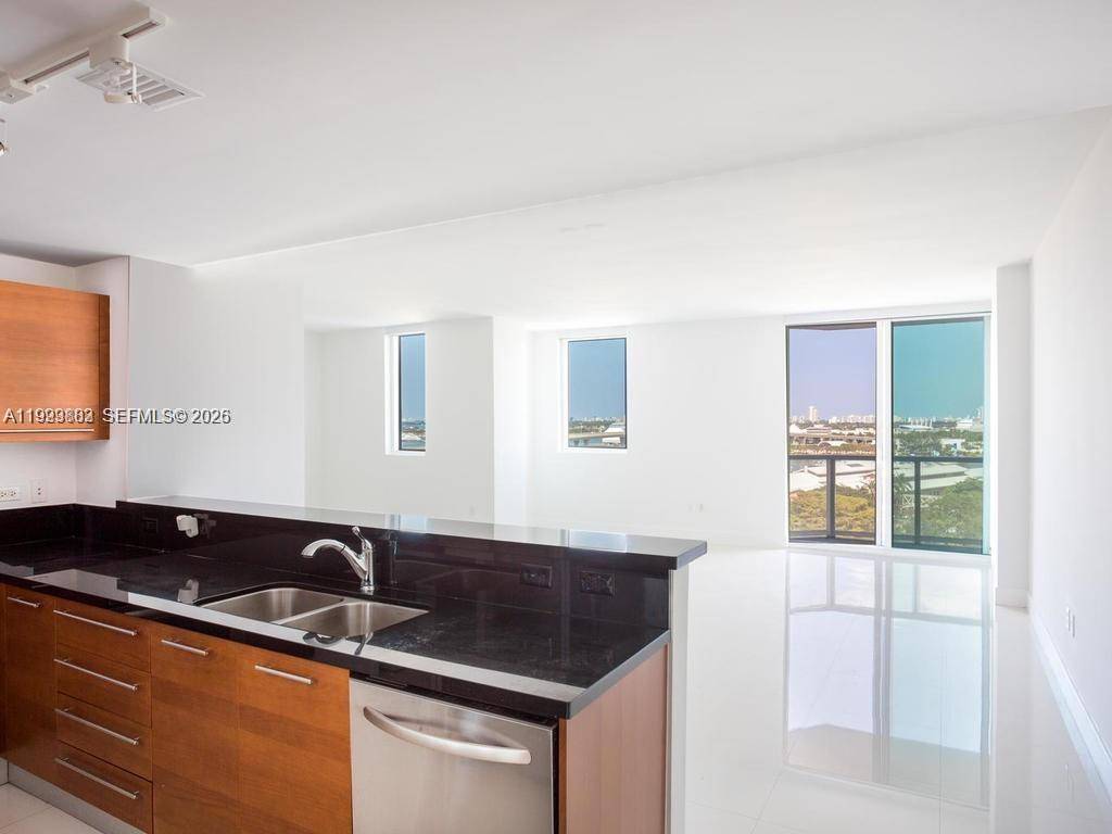 244 Biscayne BlvdMiami - Condo/Co-Op/Annual,Condo condo unit 2102 - picture