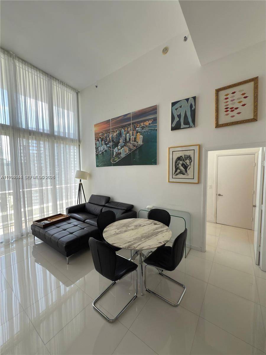 475 Brickell AveMiami - Condo/Co-Op/Annual,Condo condo unit 2813 - picture