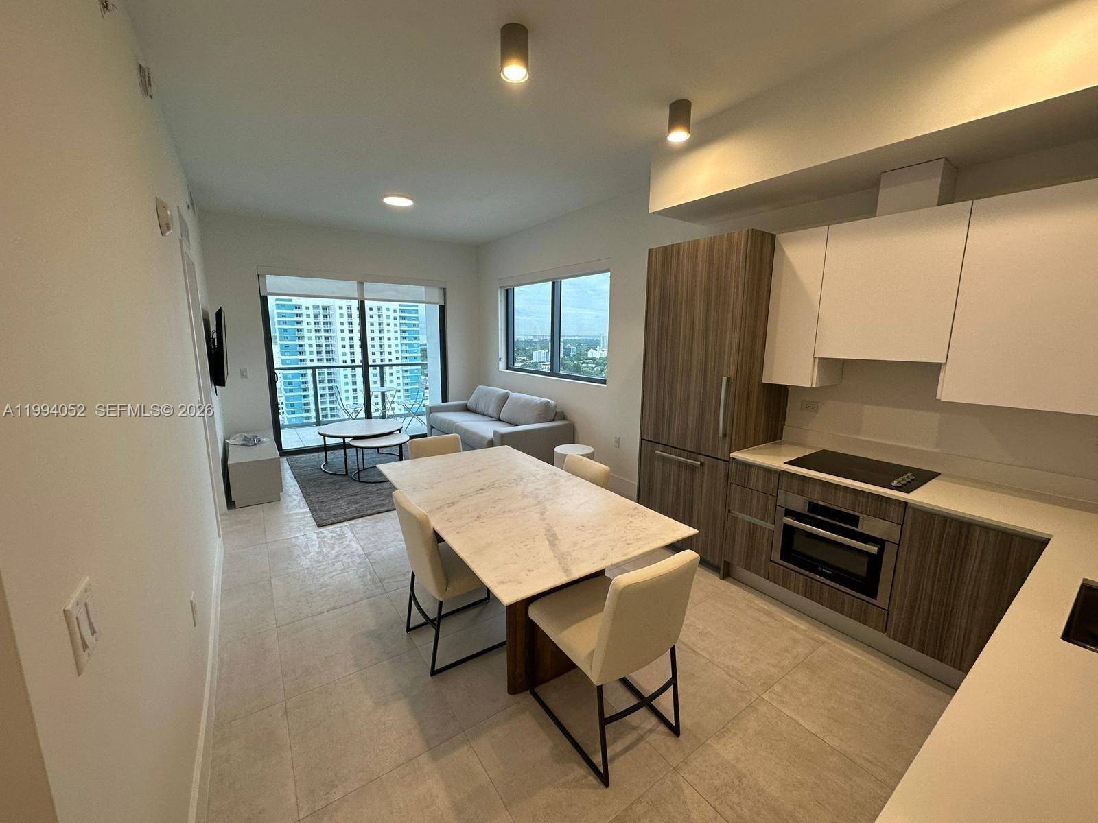 239 SW 9th StMiami - Condo/Co-Op/Seasonal,Condo condo unit 2002 - picture