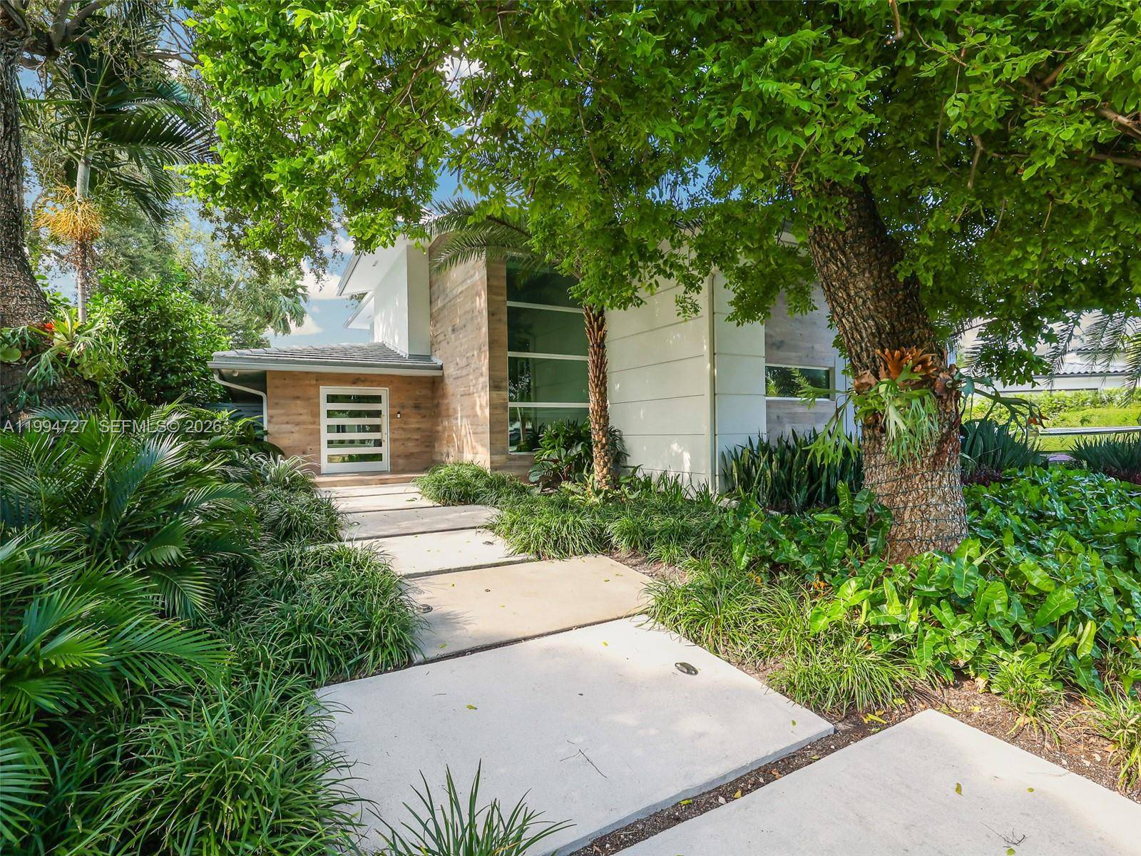 79 W Shore DrMiami - picture