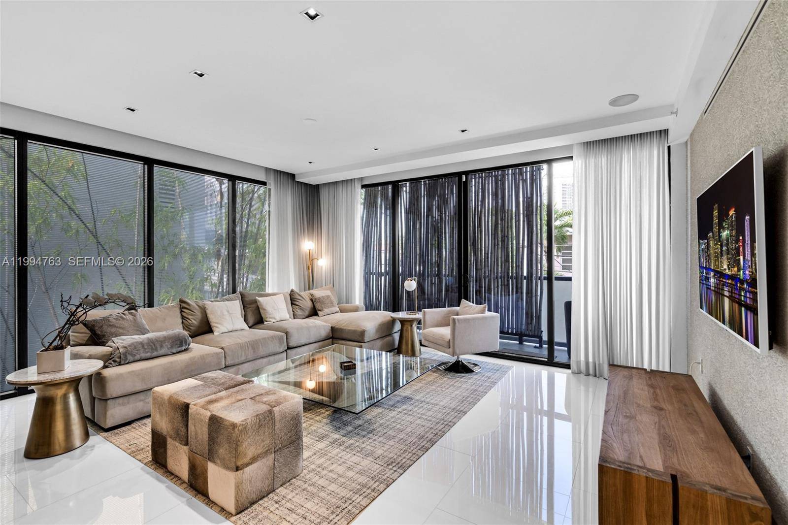 350 Meridian AveMiami Beach - Condo/Co-Op/Seasonal,Condo condo unit 202 - picture