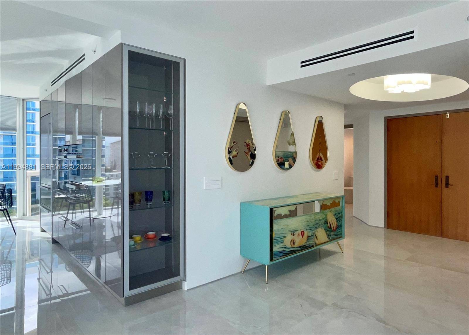 17555 Collins AveSunny Isles Beach - Condo/Co-Op/Annual,Condo condo unit 1001 - picture