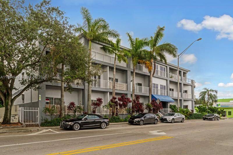 2734 Bird AveMiami - Condo 1-4 Stories,Condo condo unit 310 - picture