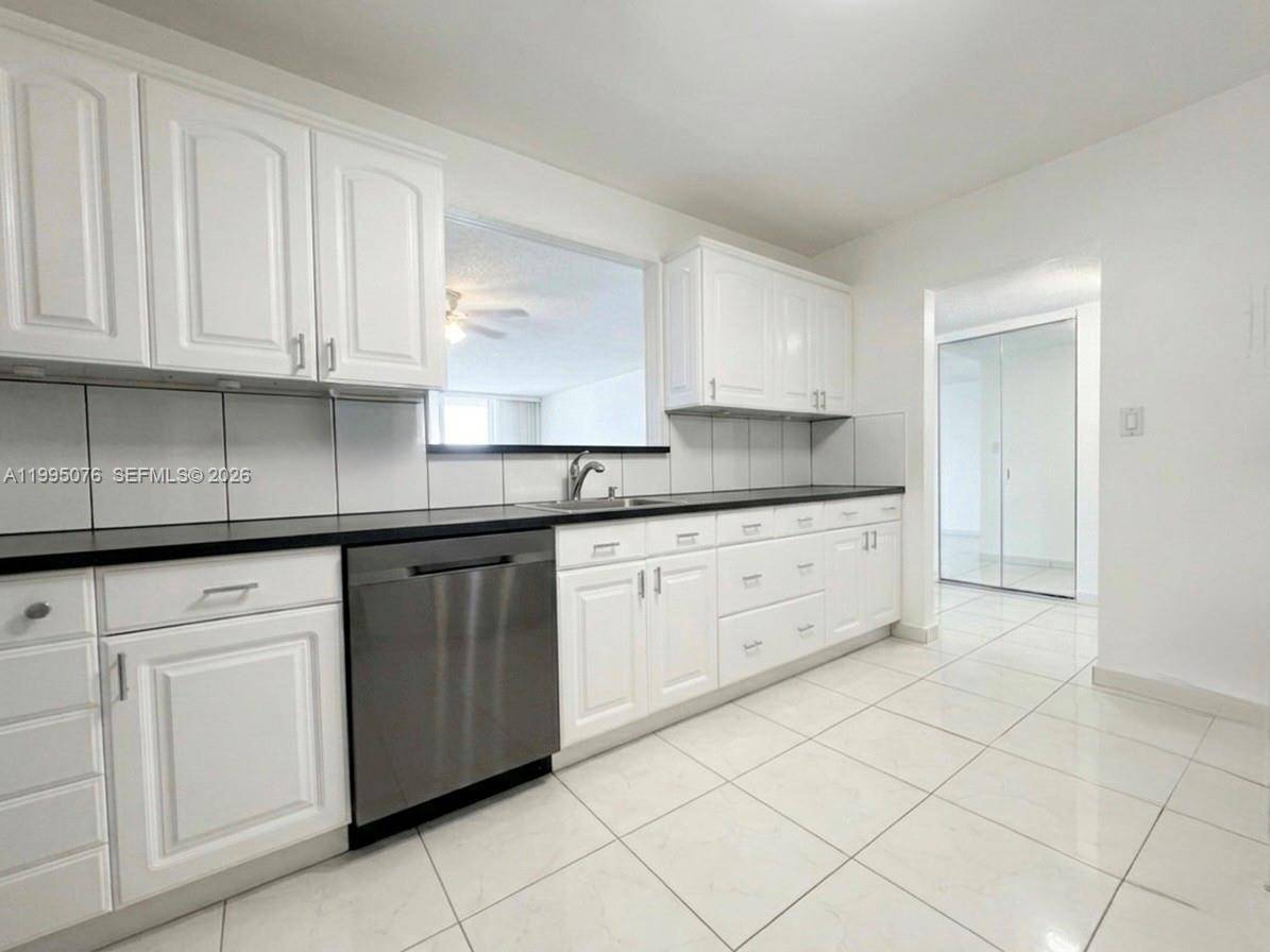 3800 S Ocean DrHollywood - Condo/Co-Op/Annual,Condo condo unit 816 - picture
