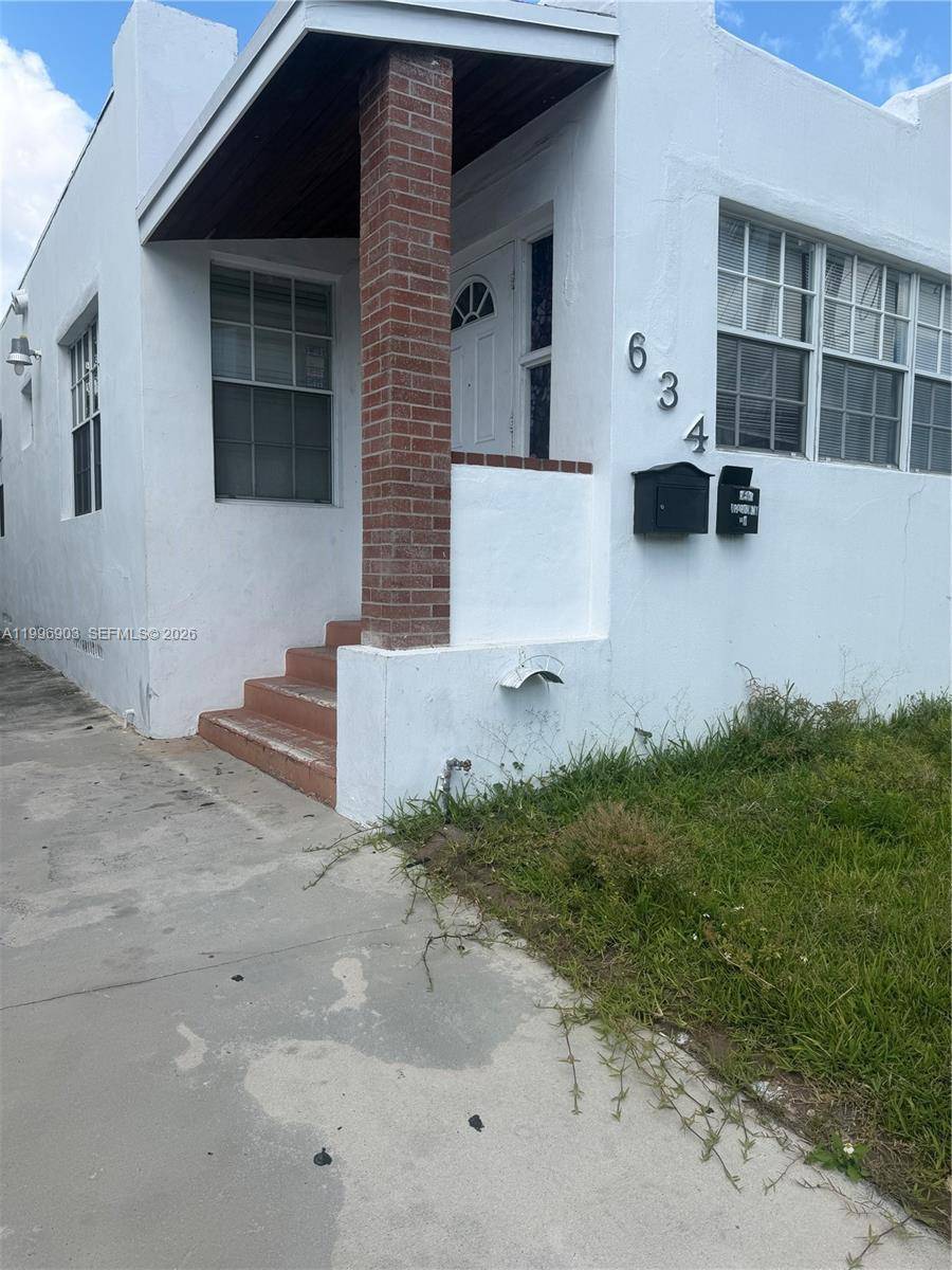 634 SW 10th AveMiami - picture