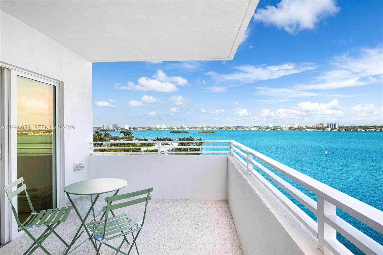 10300 W Bay Harbor DrBay Harbor Islands - Co-Op 5+ Stories,Co-Op condo unit 9D - picture