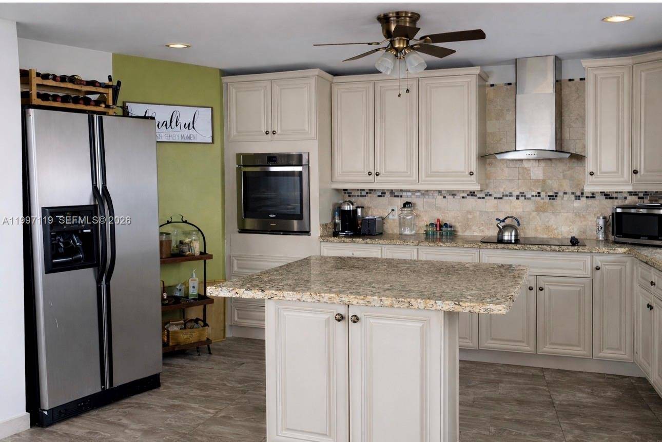 1351 NE Miami Gardens DrMiami - Condo 5+ Stories,Condo condo unit 926E - picture