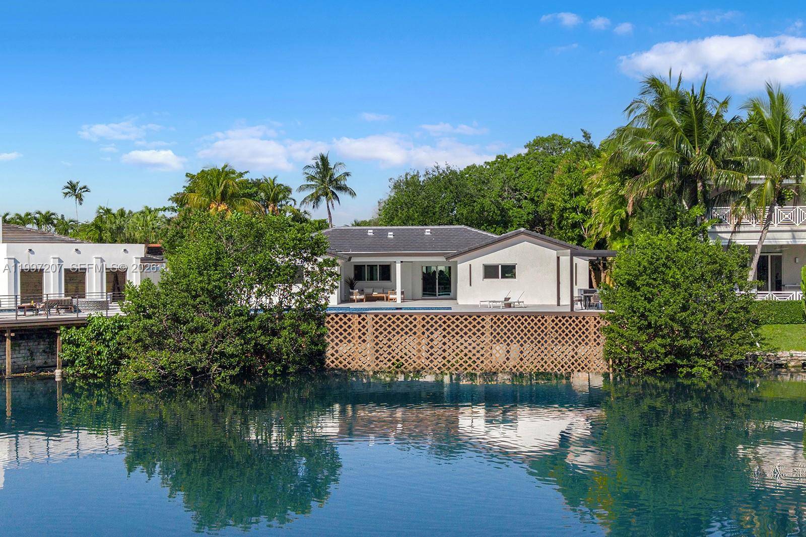 19721 NE 23 AveMiami - picture