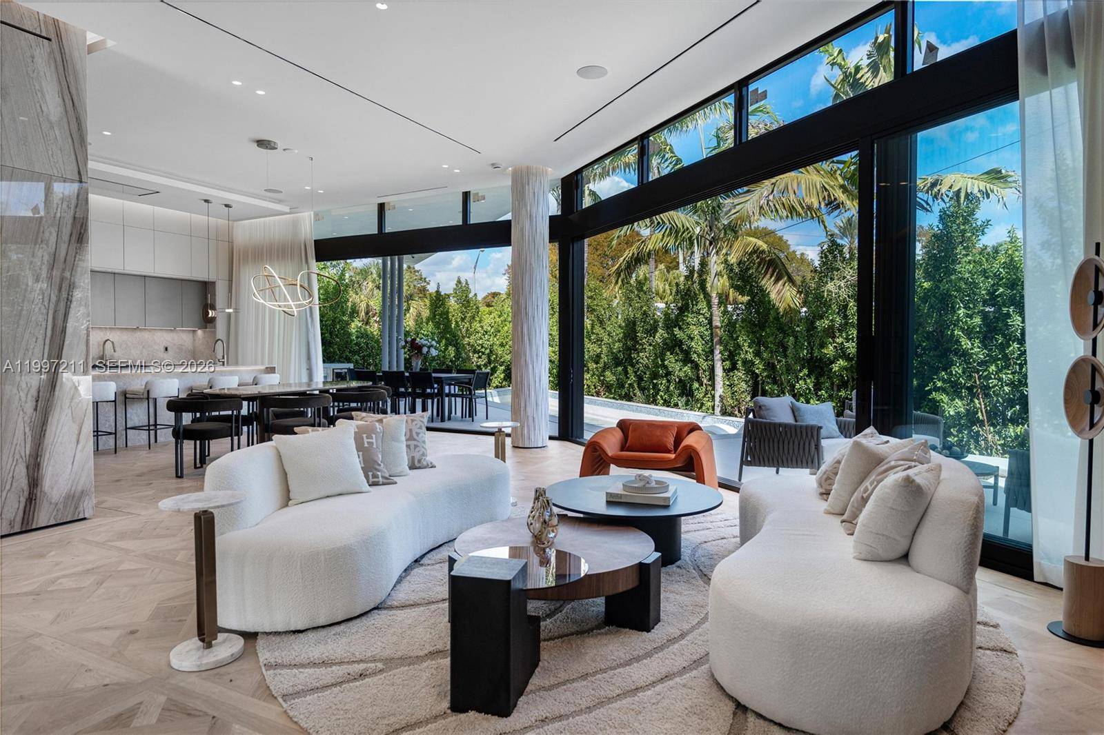 1045 W 47th CtMiami Beach - picture