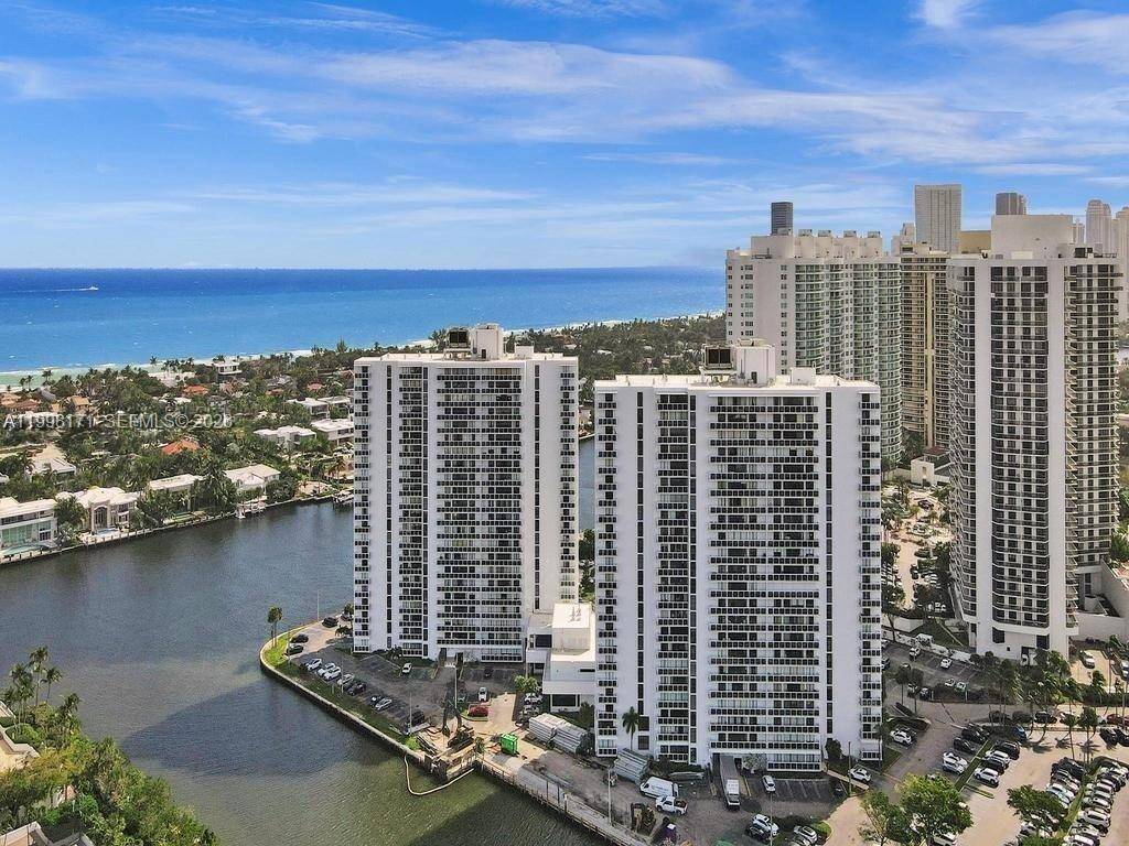 20515 E Country Club DrAventura - Condo 5+ Stories,Condo condo unit 1642 - picture