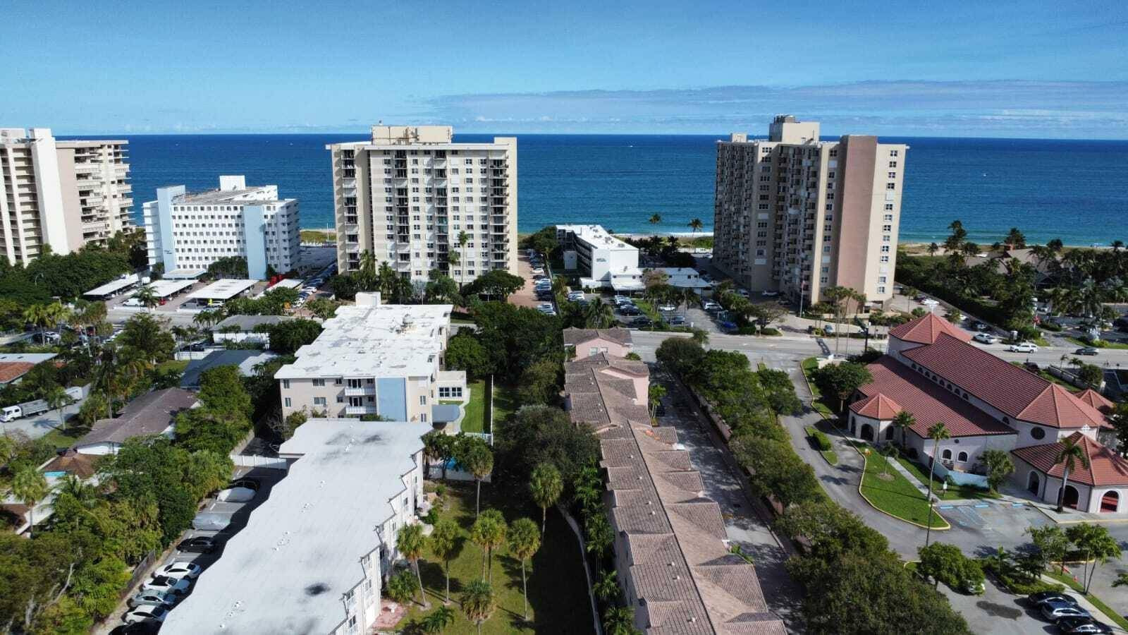1967 S OceanPompano Beach - Condo condo unit 221d - picture